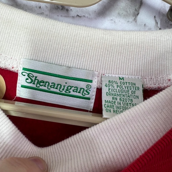 🎄|•SHENANIGAN'S•| Winter Christmas Holiday Embroidered Skiing Penguin Scene - Picture 4 of 4